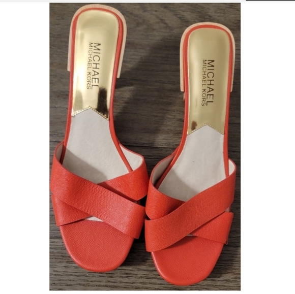 Michael Kors Saffiano Leather Slide Sandles Wood Heel Orange Size 9.5 - Picture 4 of 13